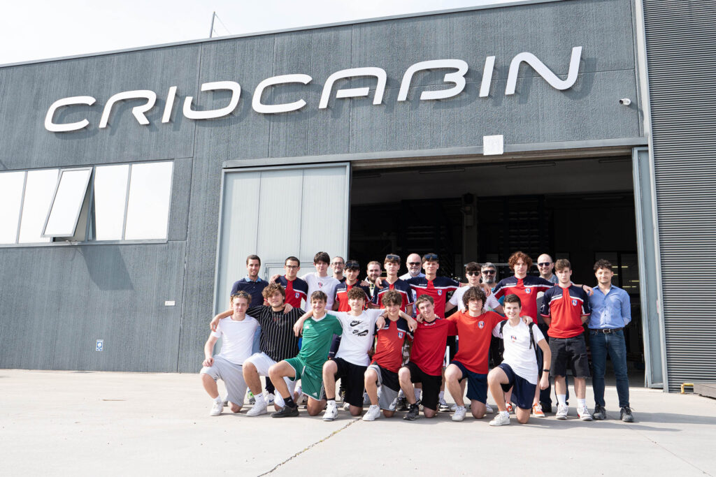 Die Sportler von Torreglia Calcio besuchen Criocabin